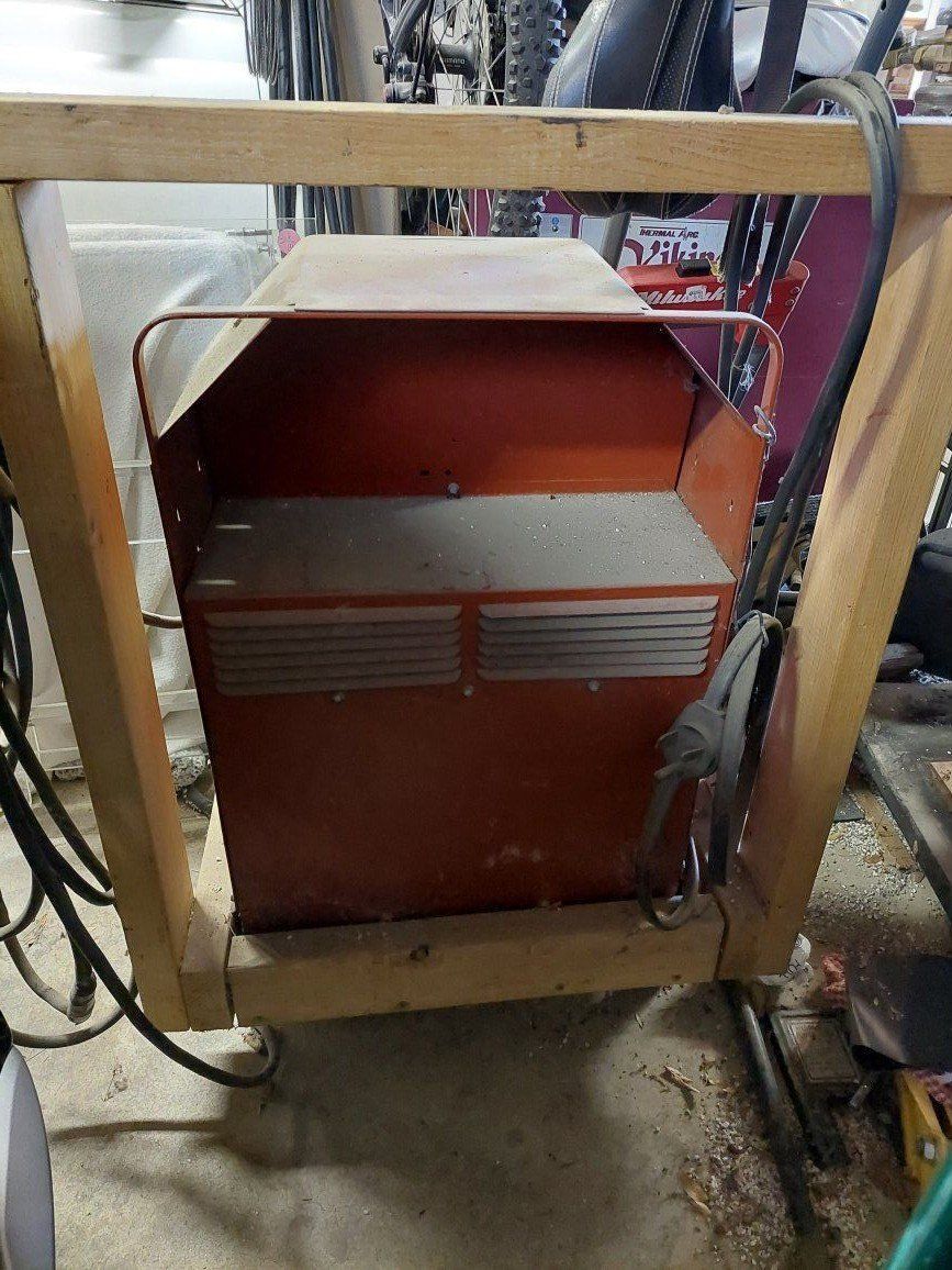 Main image 3