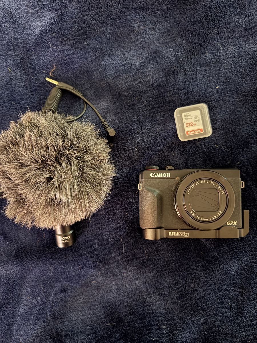 Canon PowerShot G7X Camera and accessories bundle