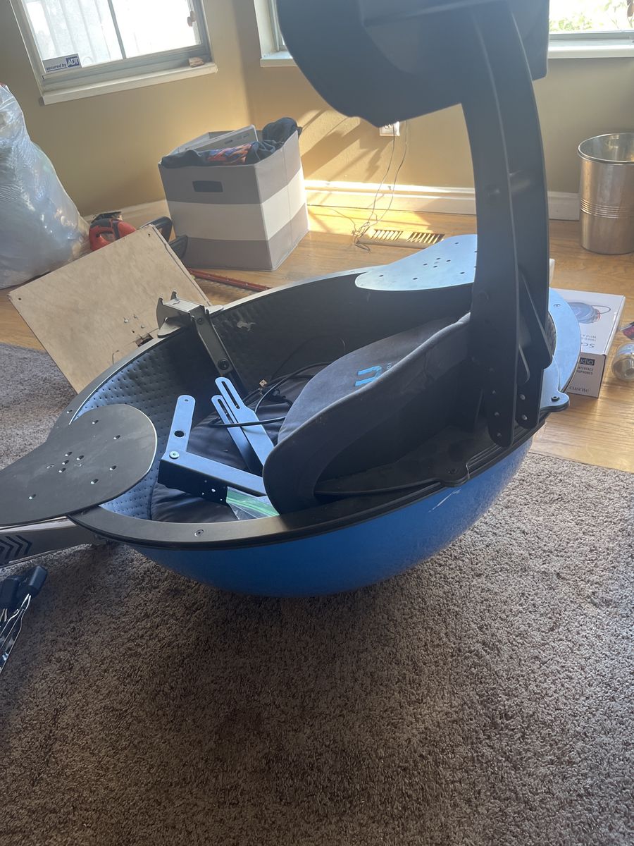 Yaw VR shell + motor