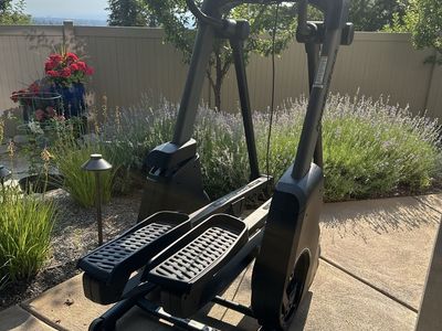 NordicTrack FreeStride Trainer FS7i Elliptical - iFit Compatible, Auto-Adjustable Stride