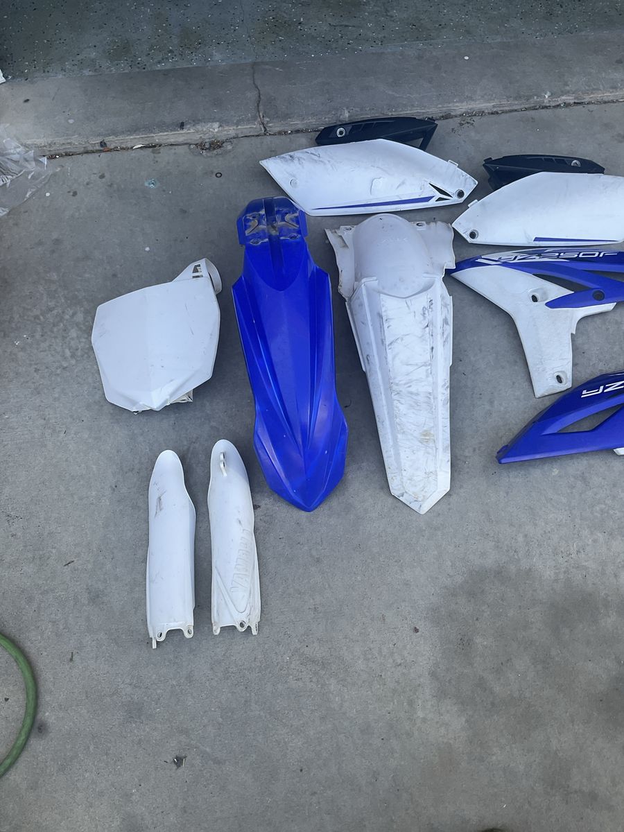 Main image 3