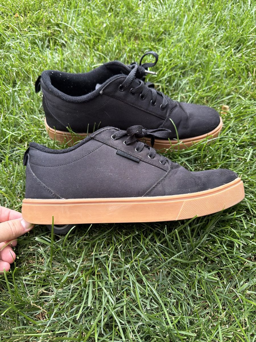 Heelys, size 10 mens