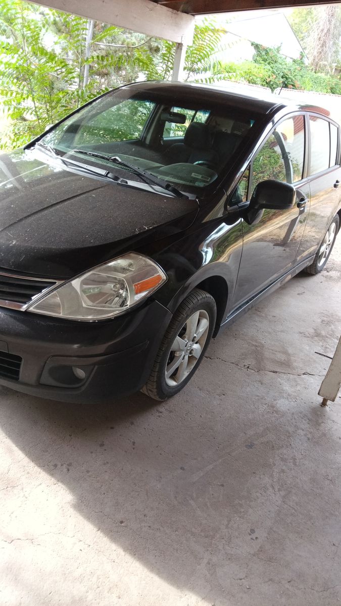 Nissan versa 