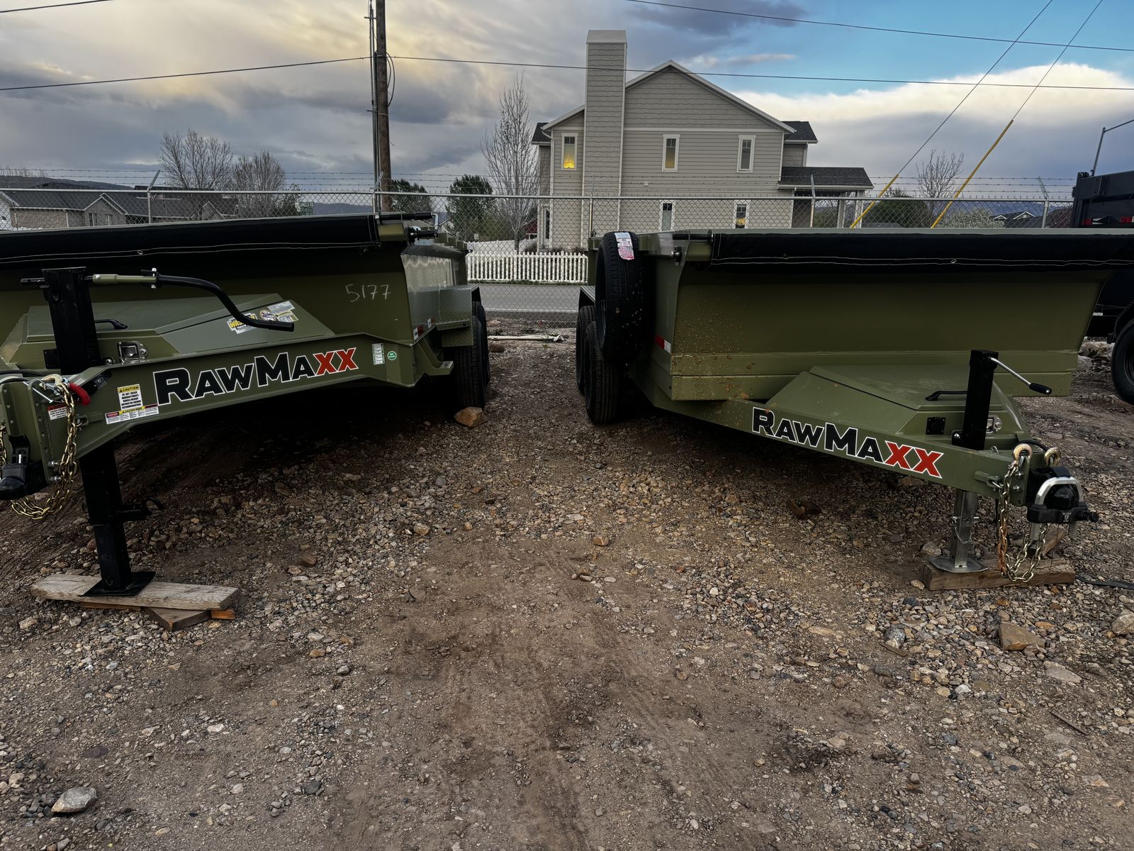 Dump Trailers For Rent 14ft