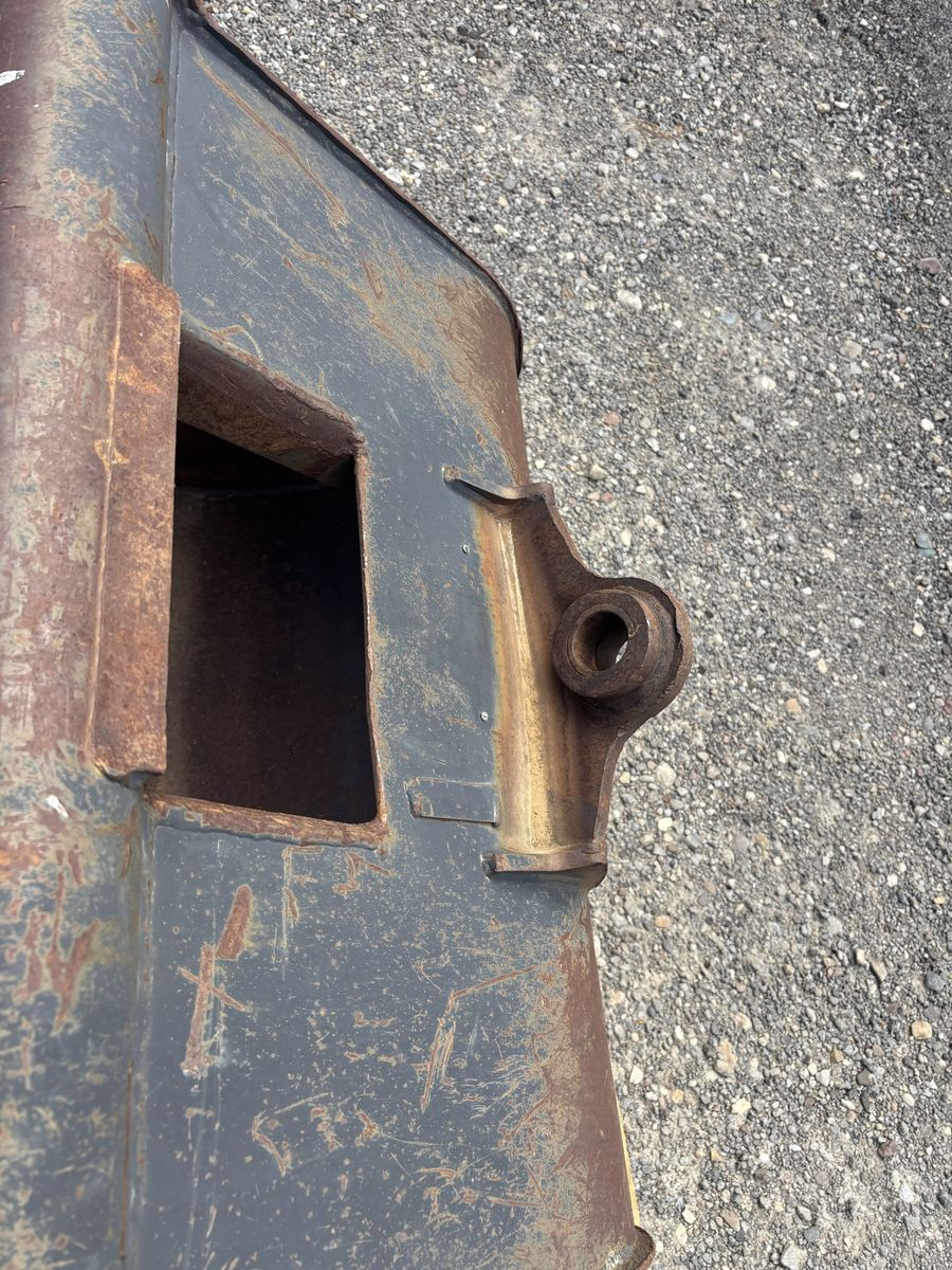 CAT Tag Style Excavator Bucket