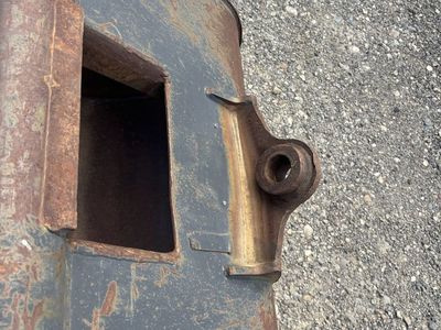 CAT Tag Style Excavator Bucket