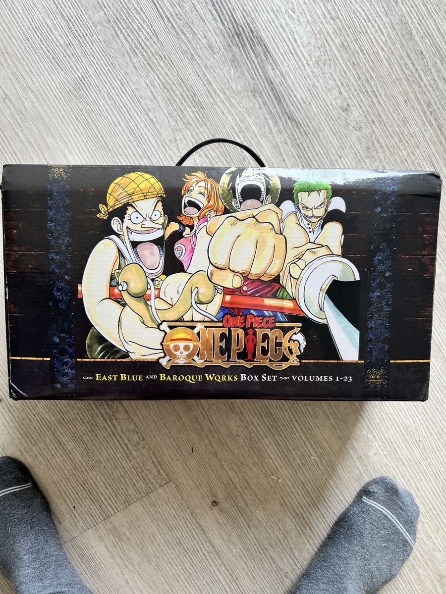 Never opened One Piece Manga box set