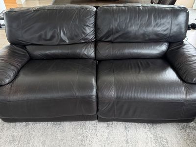 Leather reclining couch set