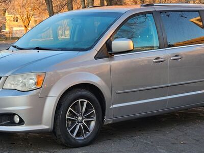 2017 DODGE GRAND CARAVAN SXT