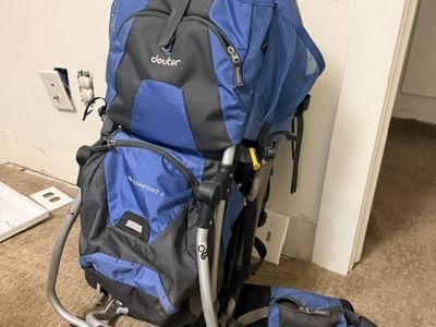 Deuter Child Hiking Backpack – Great Condition