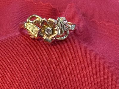 Black Hills Gold Flower Ring