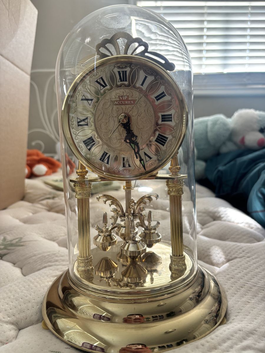 Antique decoration clock