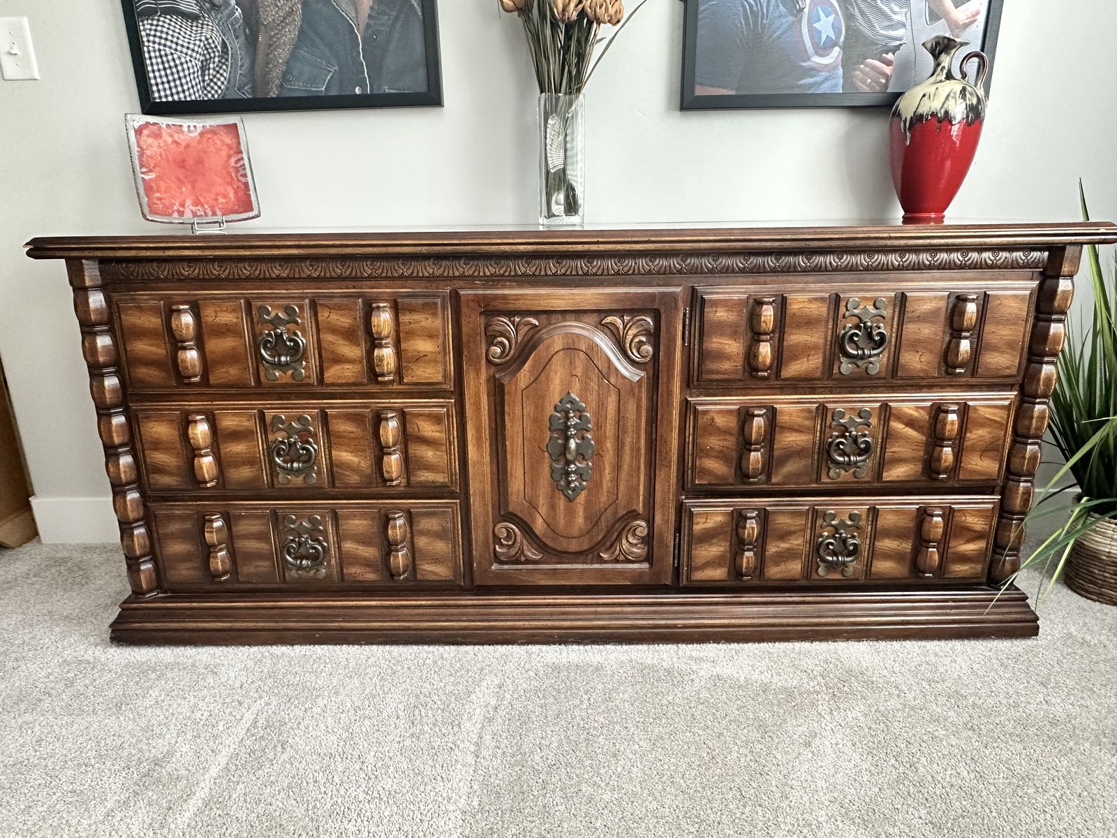 Bedroom dresser + 2 nightstands