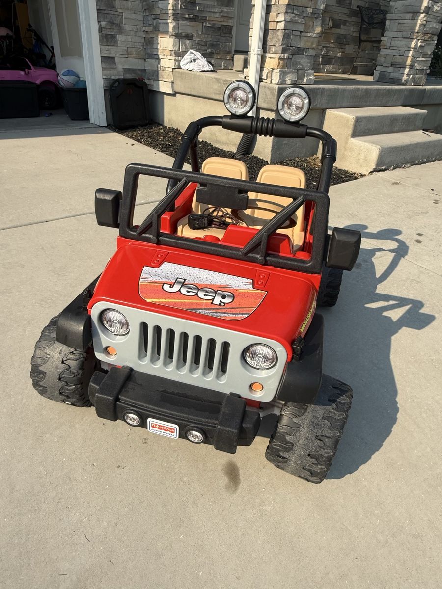 Fisher-Price Power Wheels Jeep Wrangler 12V Ride-On Toy