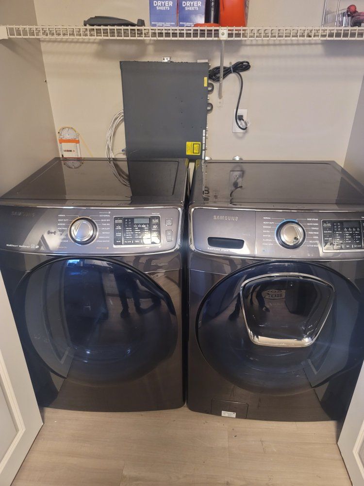 Samsung Front Load Washer & Electric Dryer Set
