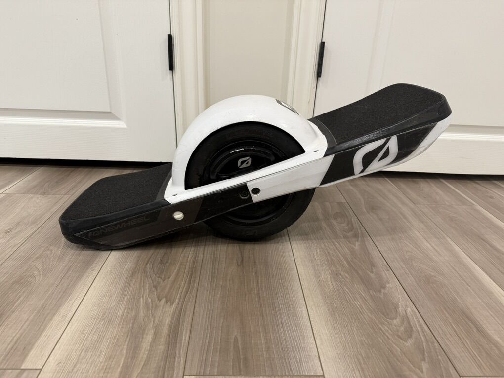 Onewheel GT White Like New