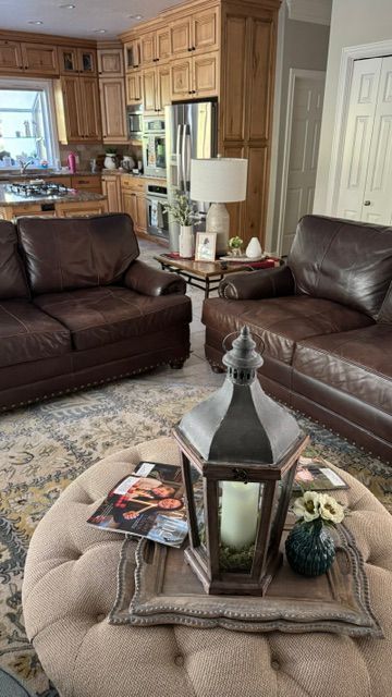 Leather Couches Love seats