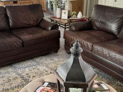 Leather Couches Love seats