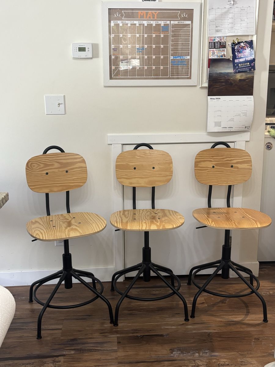 Swivel stools/chairs - 3