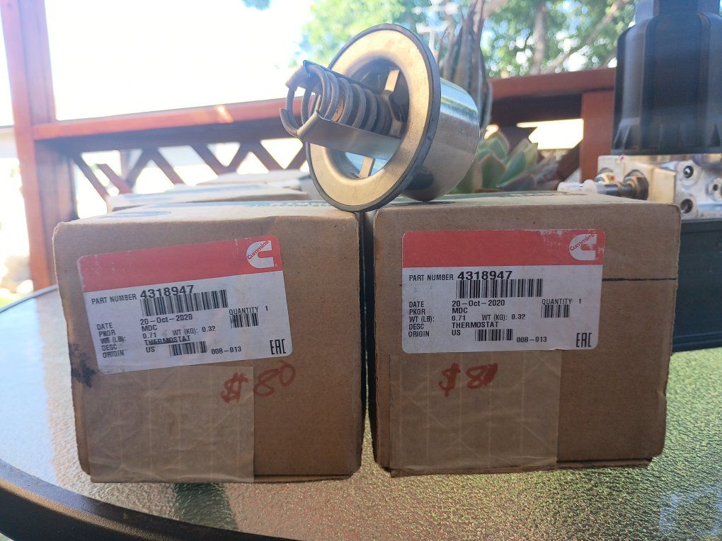 isx 15 Cummins genuine parts new thermostat