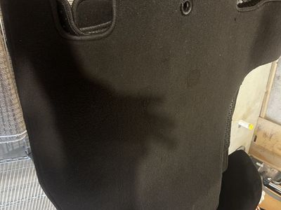 Honda odyssey 2014 floor mat set (basically New)