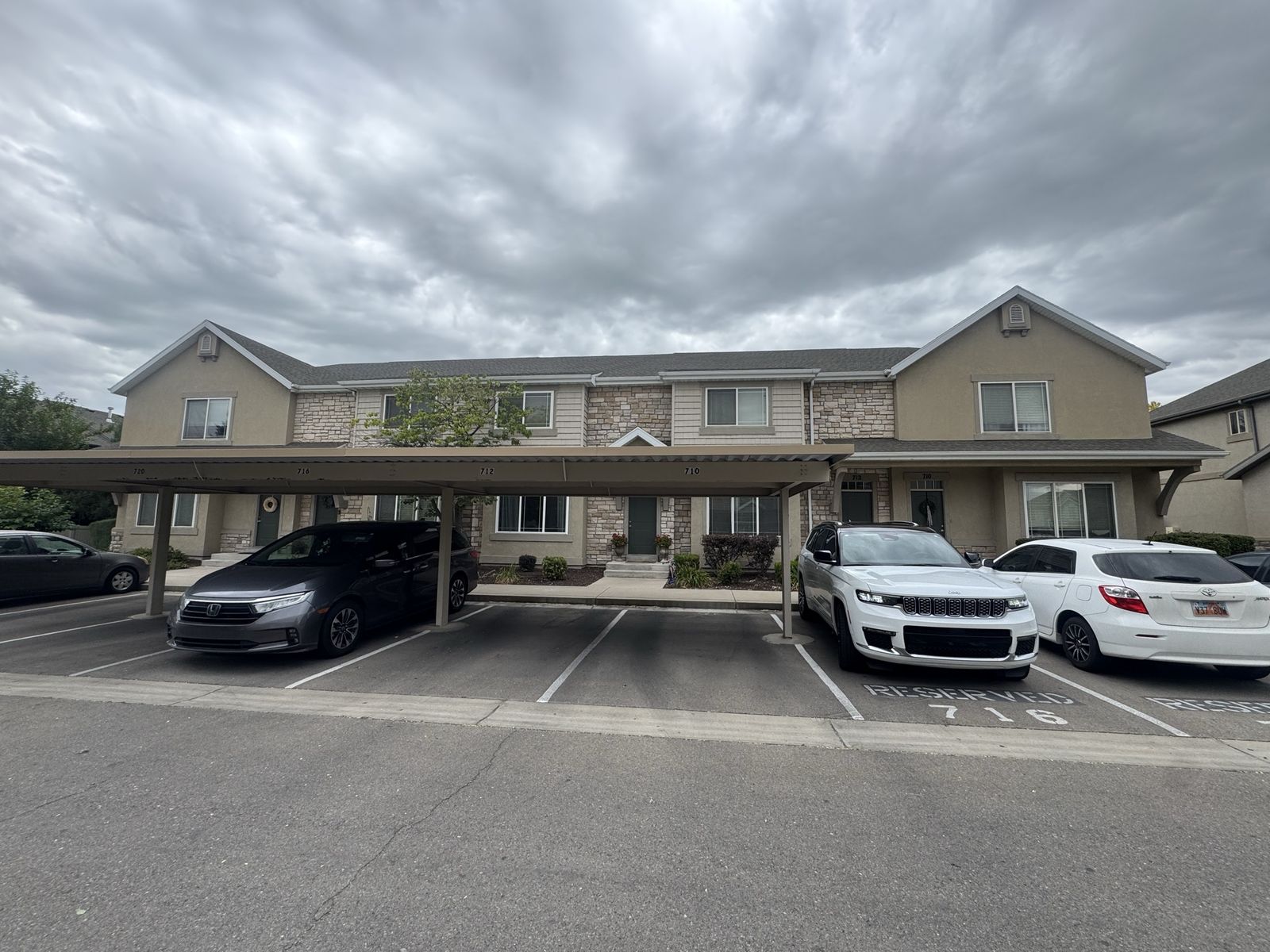 Townhouse for rent- Orem