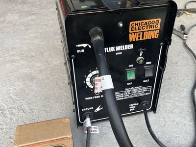 Chicago electric welder 120 wire Feed