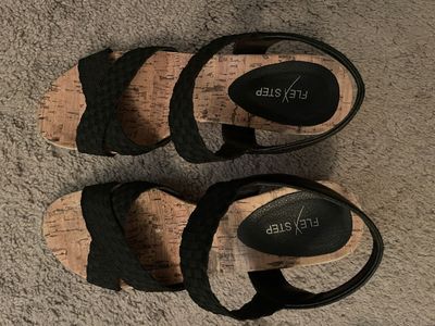 Wedge cork shoes with black straps