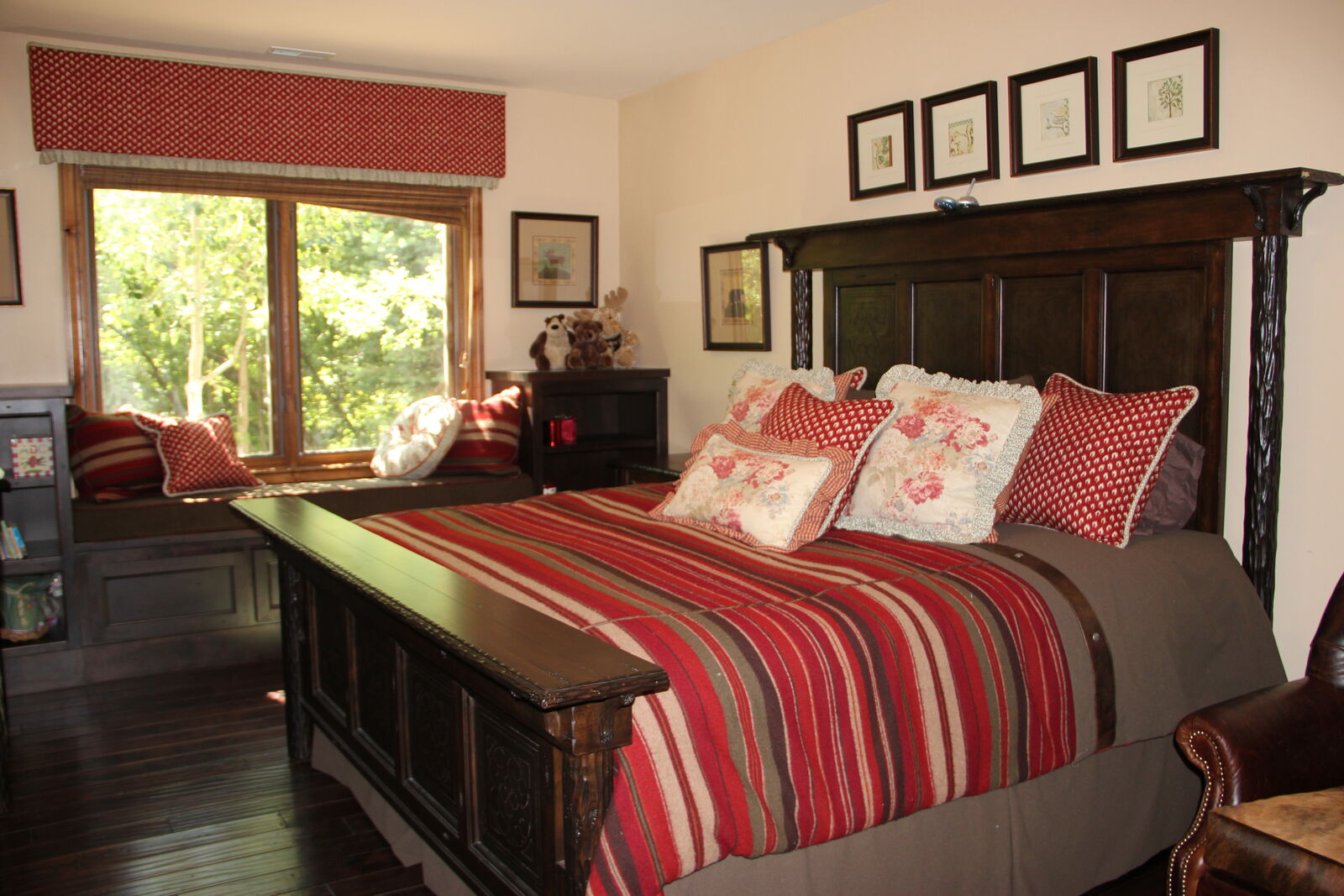 Rustic Mountain King Size Bedding Collection