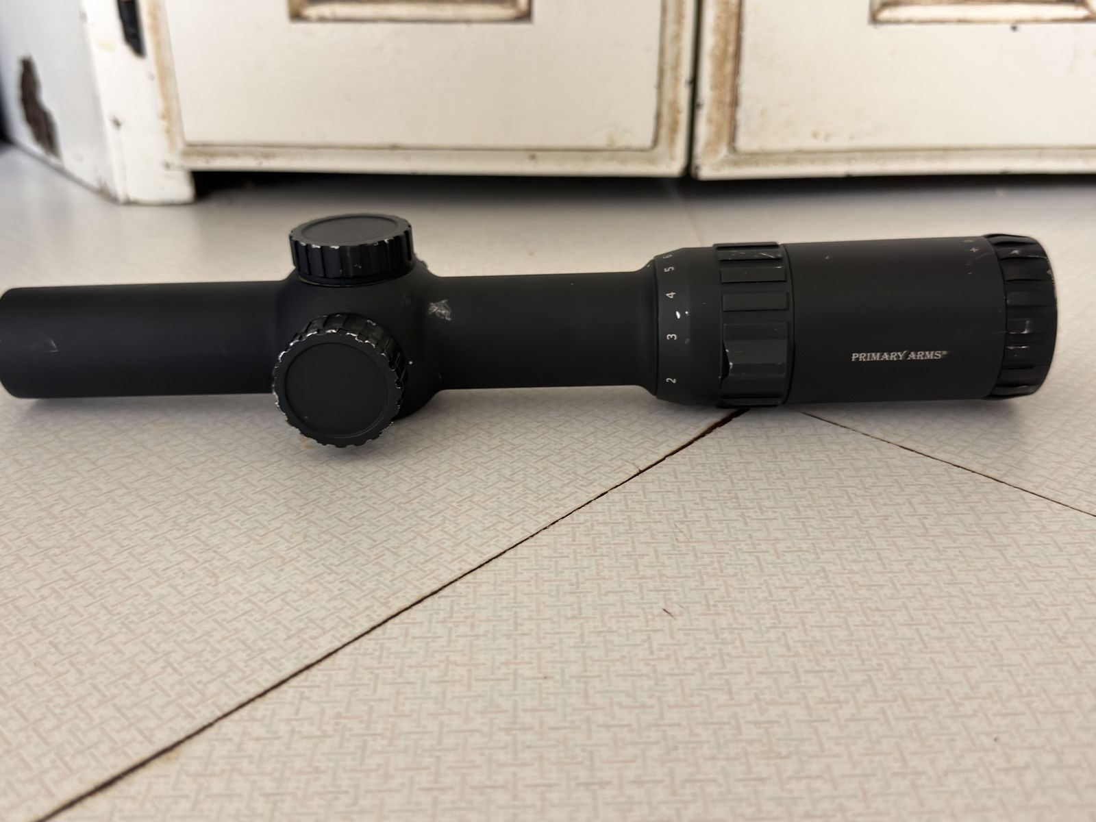 Primary Arms Rifle Scope 1-6x Variable Power Optics Used Black