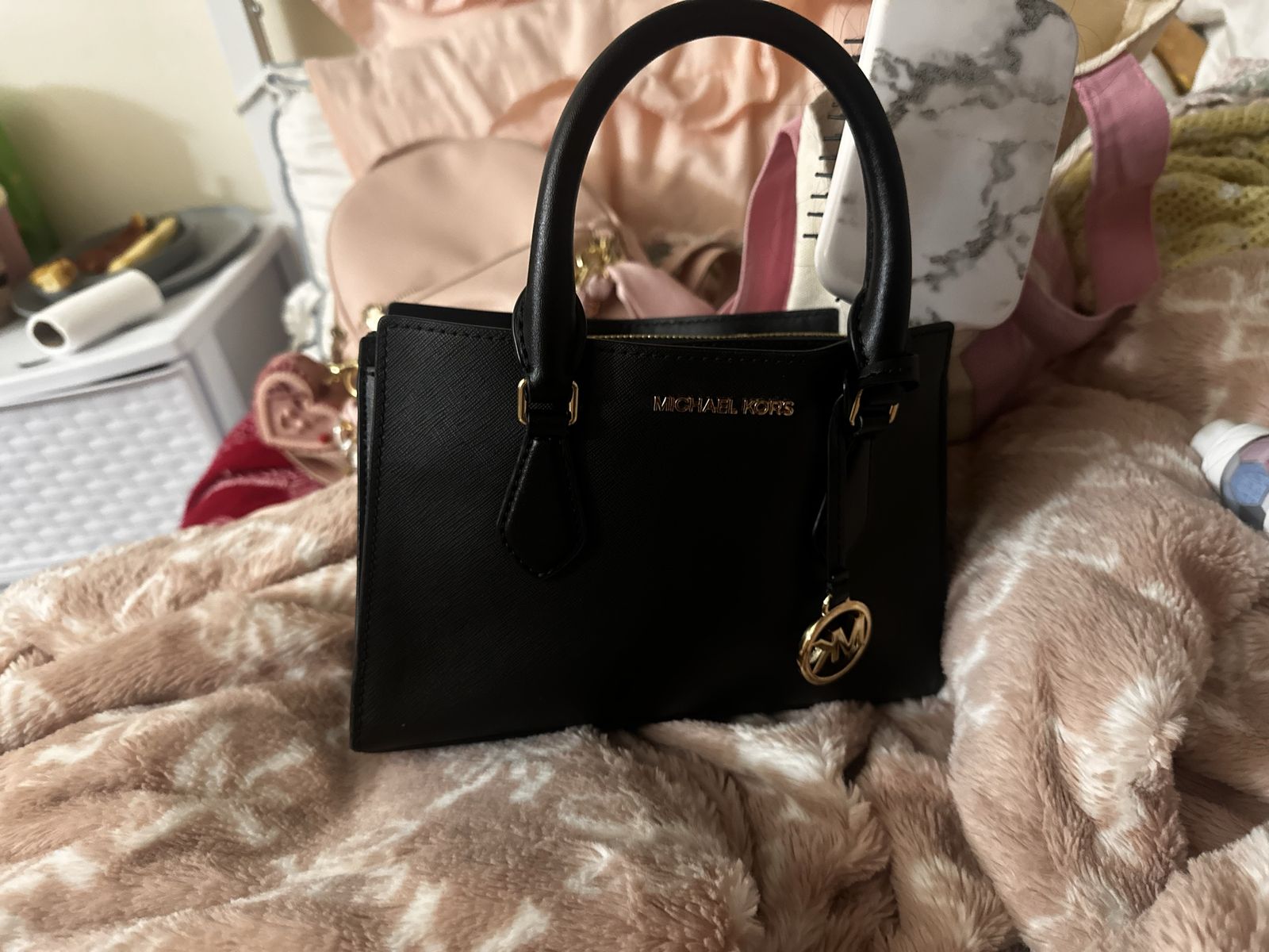 Michael Kors Sheila Satchel