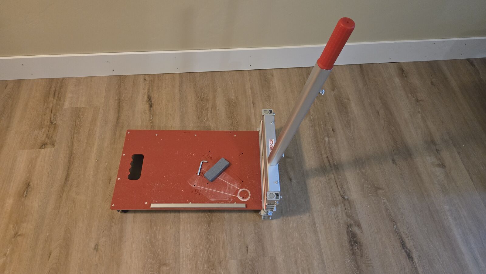 13" Laminate Floor Cutter