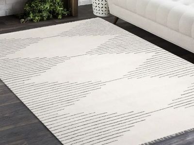 NEW - Boho Moroccan Area Rug - 9' x 12' - Ivory