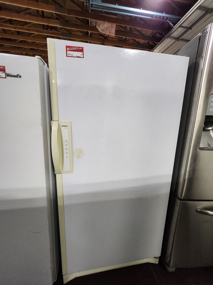 GREAT KENMORE UPRIGHT FROST FREE FREEZER! W-WARRANTY