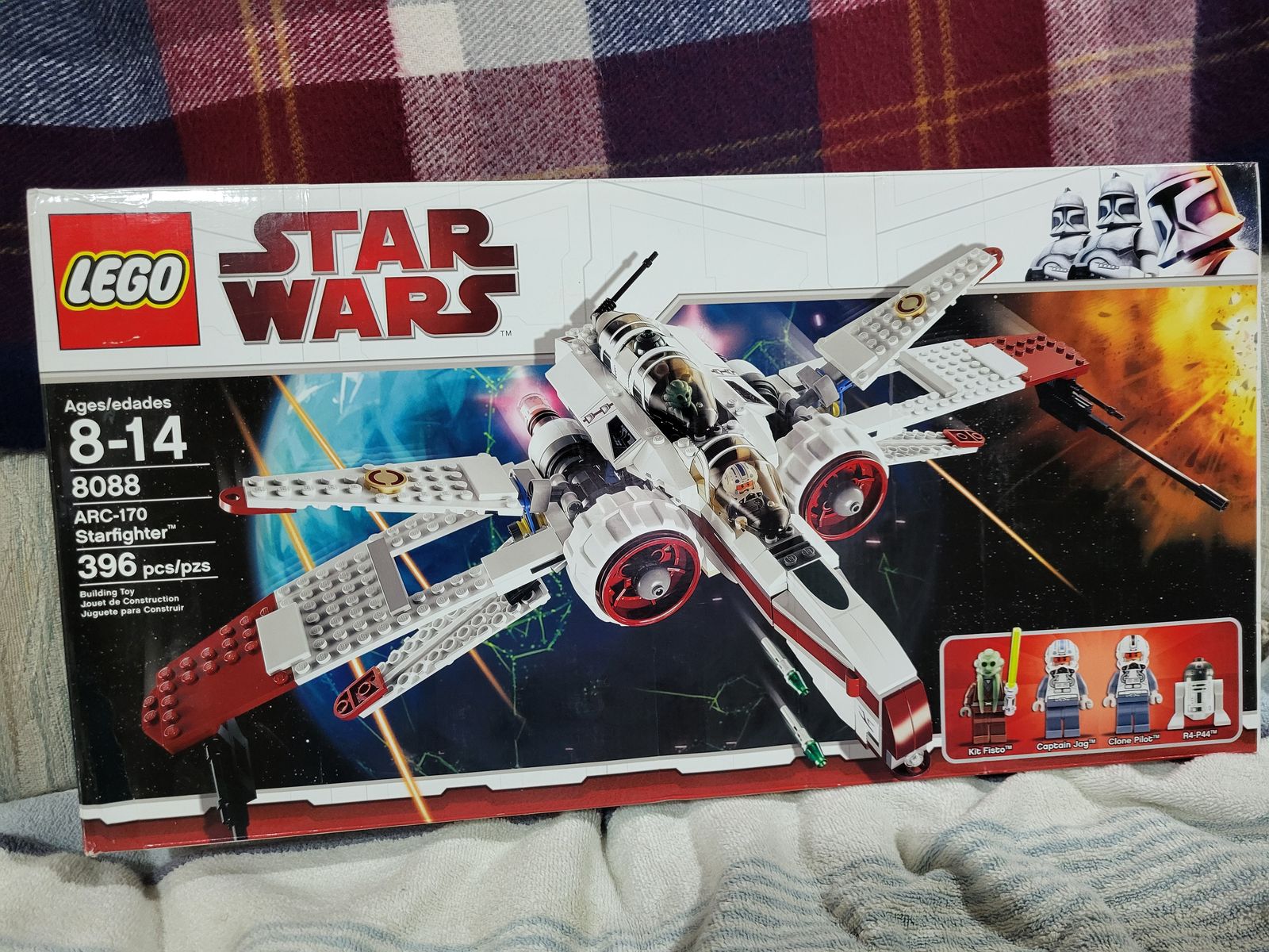 LEGO STAR WARS ARC-170 STARFIGHTER  2010 ISSUE