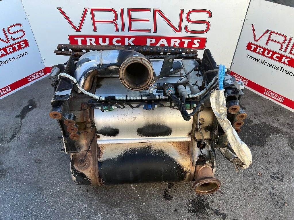 FREIGHTLINER CASCADIA DPF FILTER, NOT FOR SALE IN CALIFORNIA