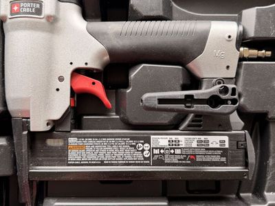 Porter Cable narrow 1 1/2” crown stapler