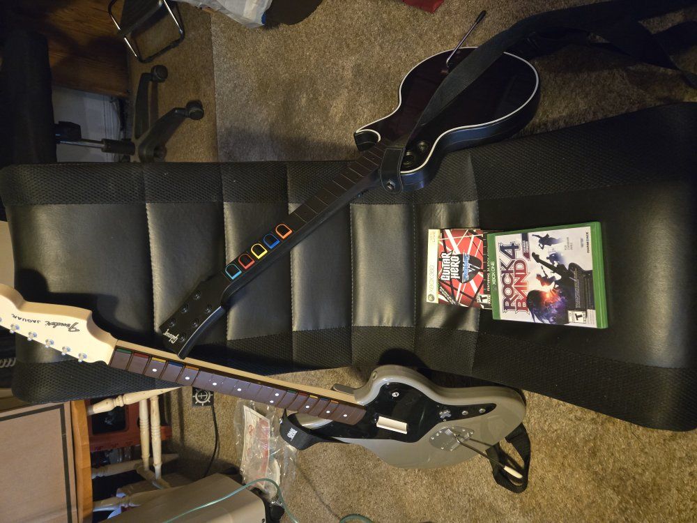 Rock Band 4(Jaguar) Xbox One+Clone Hero Les Paul