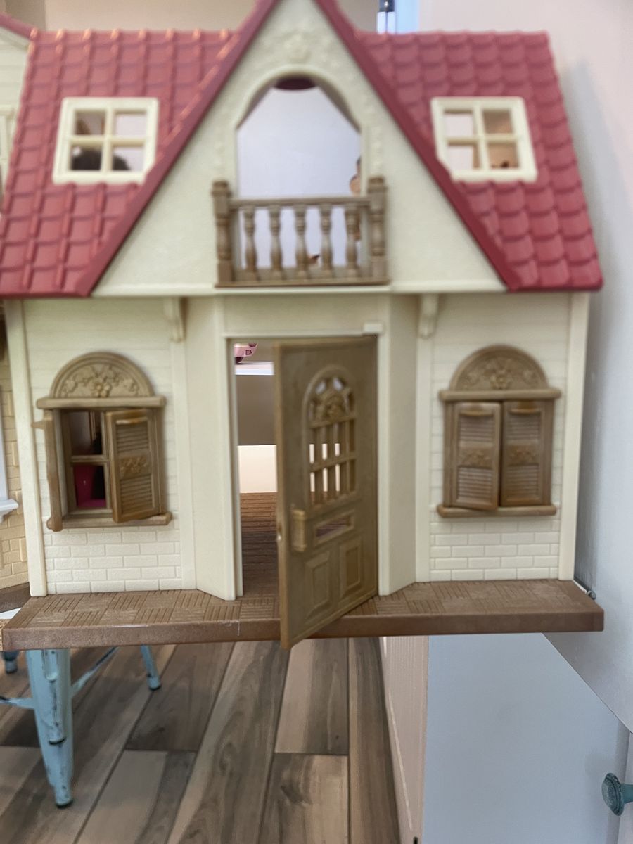 Main image 5
