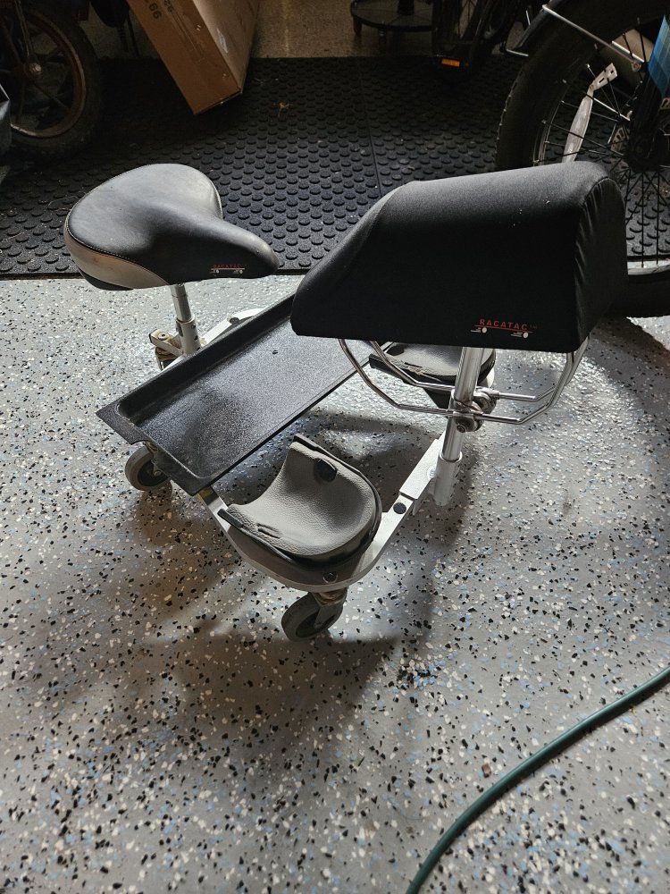 RACATAC Rolling Mechanic Seat Kneepad Creeper Work Stool with Tool Tray