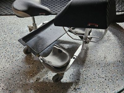 RACATAC Rolling Mechanic Seat Kneepad Creeper Work Stool with Tool Tray