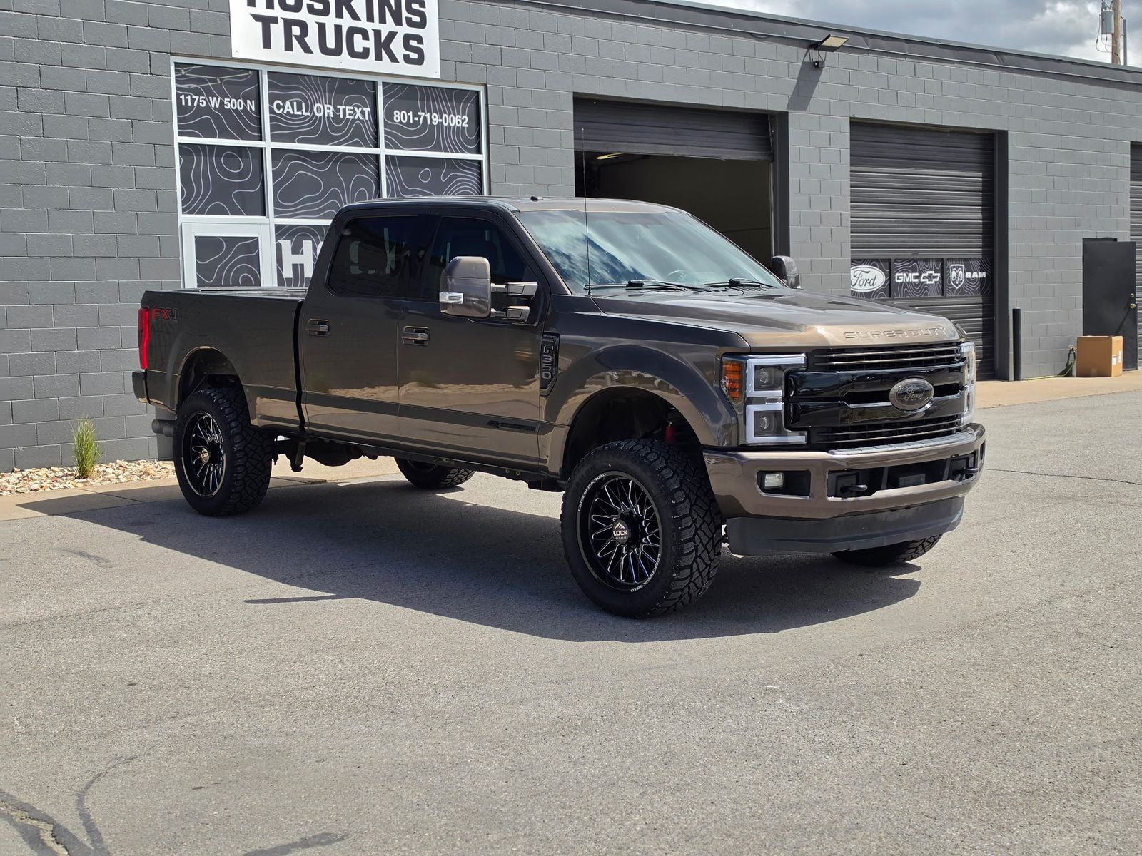 2017 Ford F-350 Super Duty Lariat