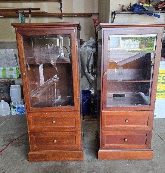 TV cabinets with shelves