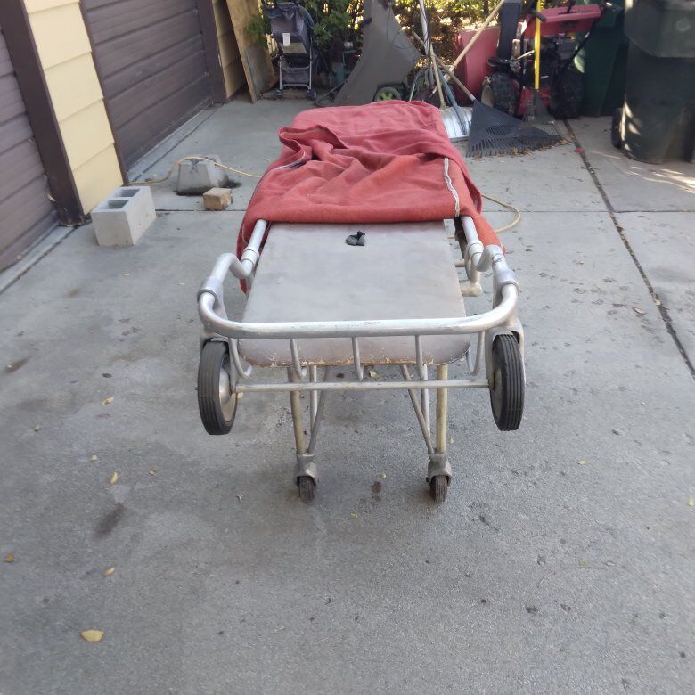 ambulance mortuary stretchers 1 man operation
