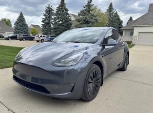 2023 Tesla Model Y Long Range