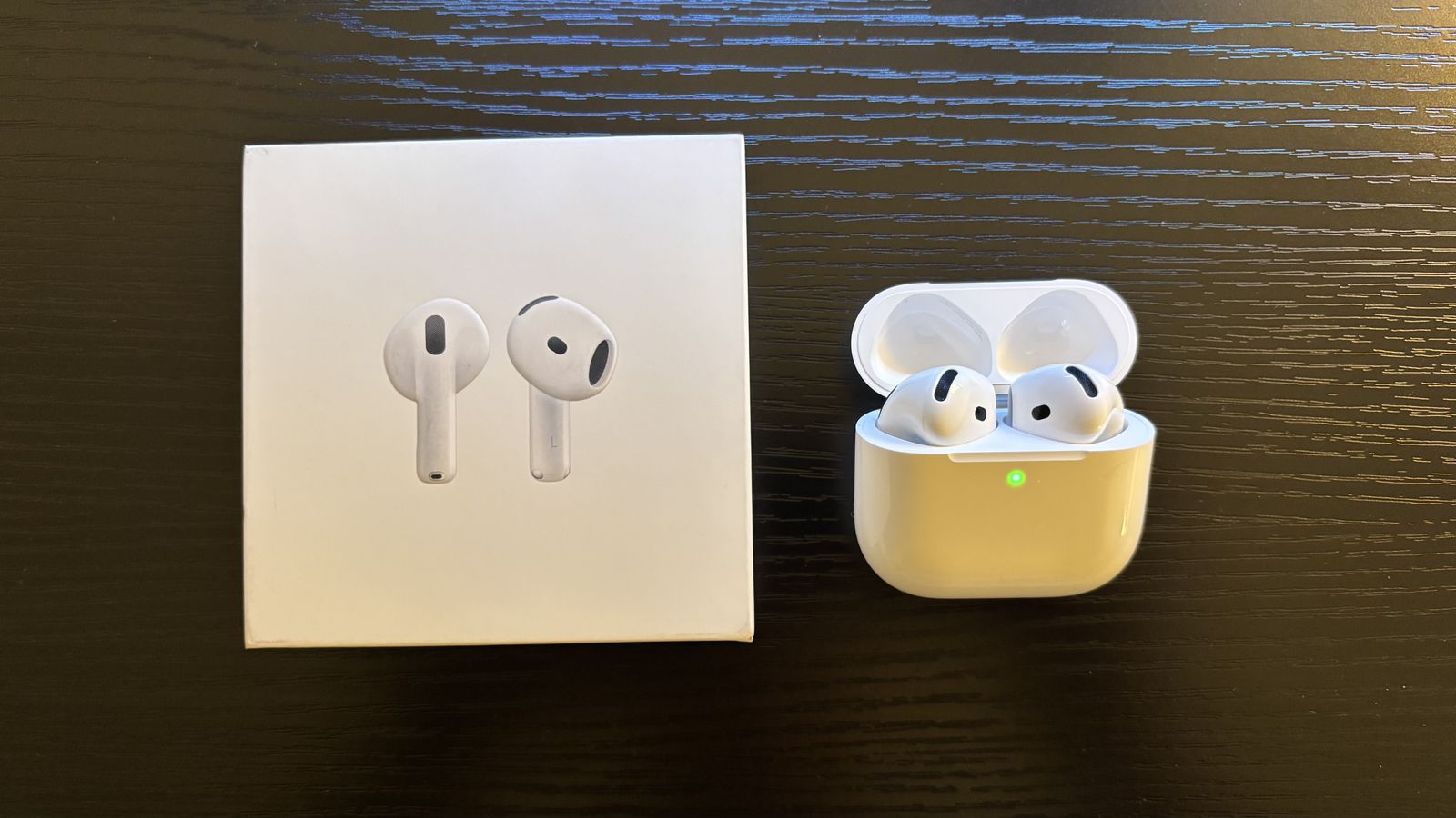 Apple AirPods 4