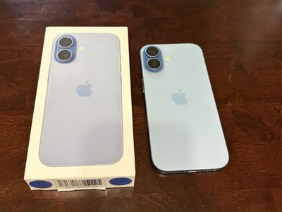 iPhone 17 256GB Blue – Unlocked, Paid Off, Mint Condition – $750 OBO