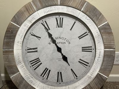 Hobby Lobby Kensington Station Large Rustic Wall Clock 32x32 Inch Wood Frame