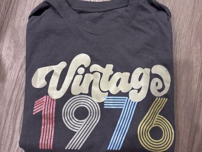 Are you turning 50 this year? NWOT Women’s Vintage 1976 T-Shirt XXL