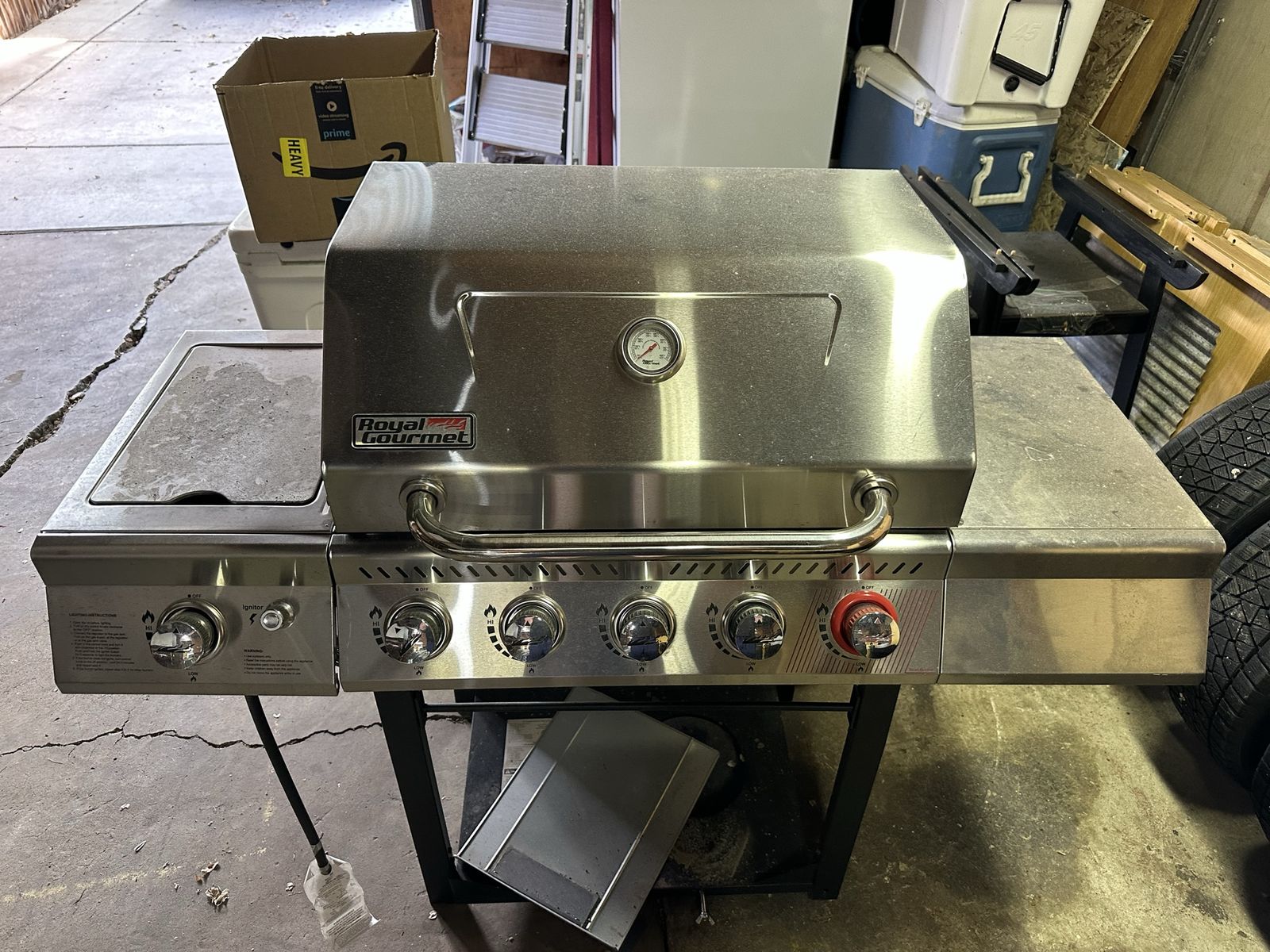 FREE - Royal Gourmet 5-Burner Gas Grill w/ Side Burner (Works, but wobbly - likely fixable )